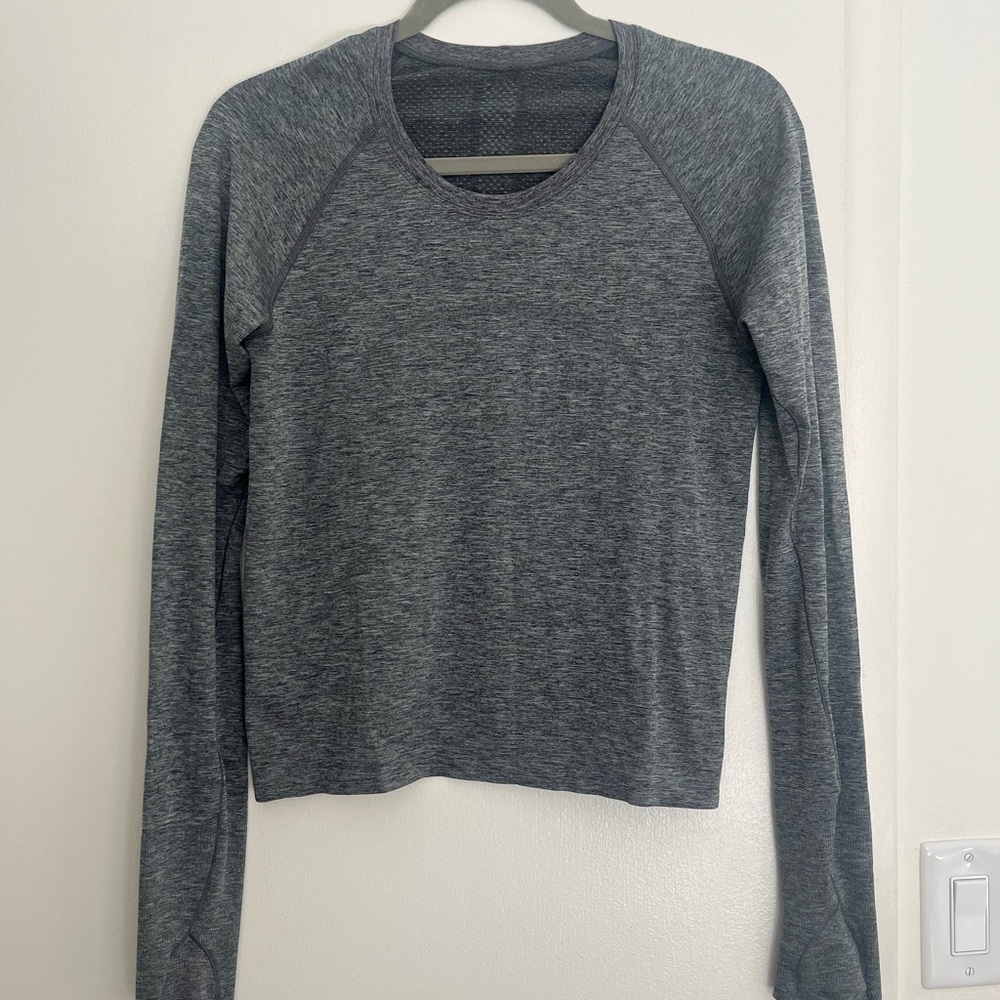 lululemon athletica Charcoal Long Sleeve Women's Top